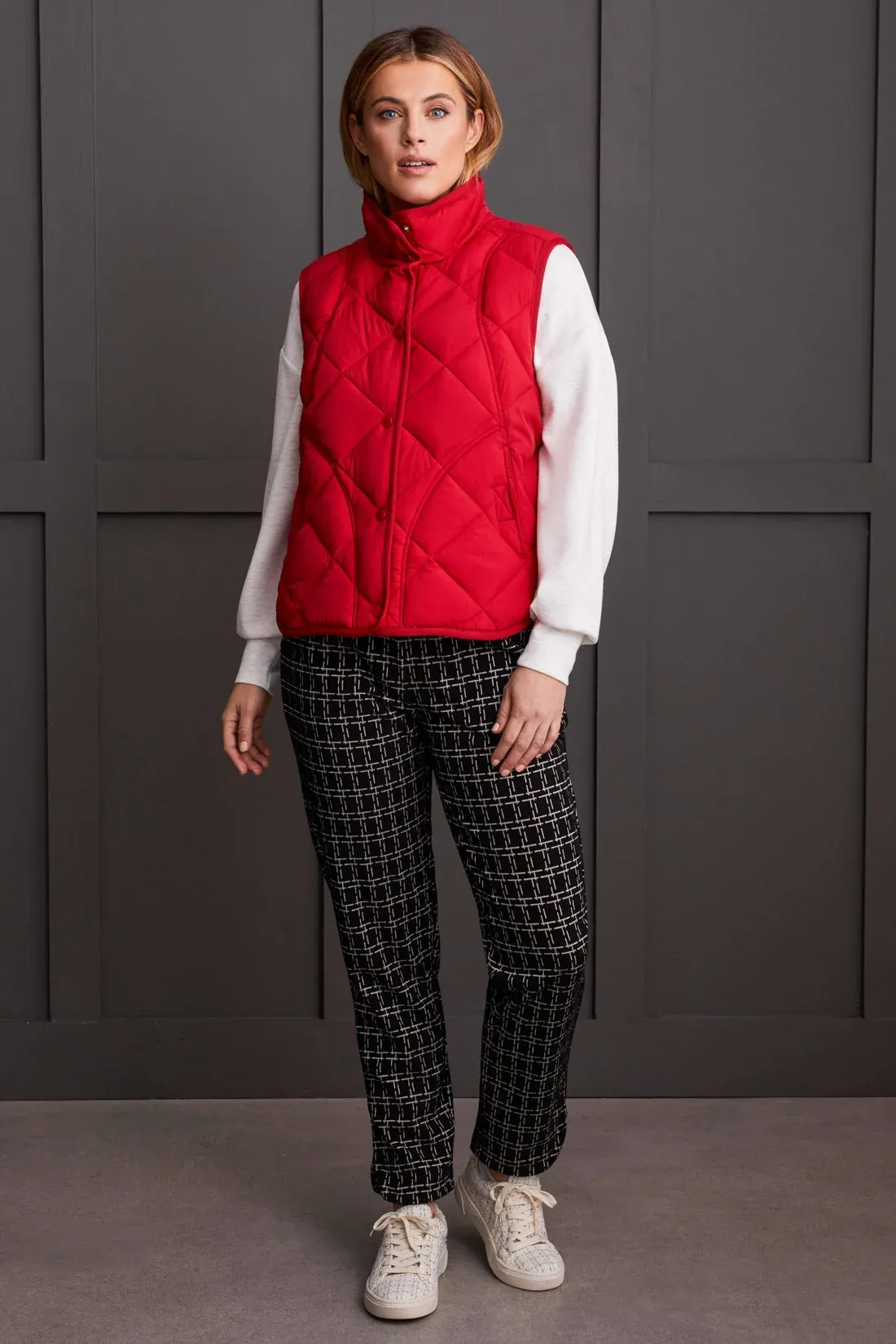 A Line Puffer Vest [Scarlet-1499O]