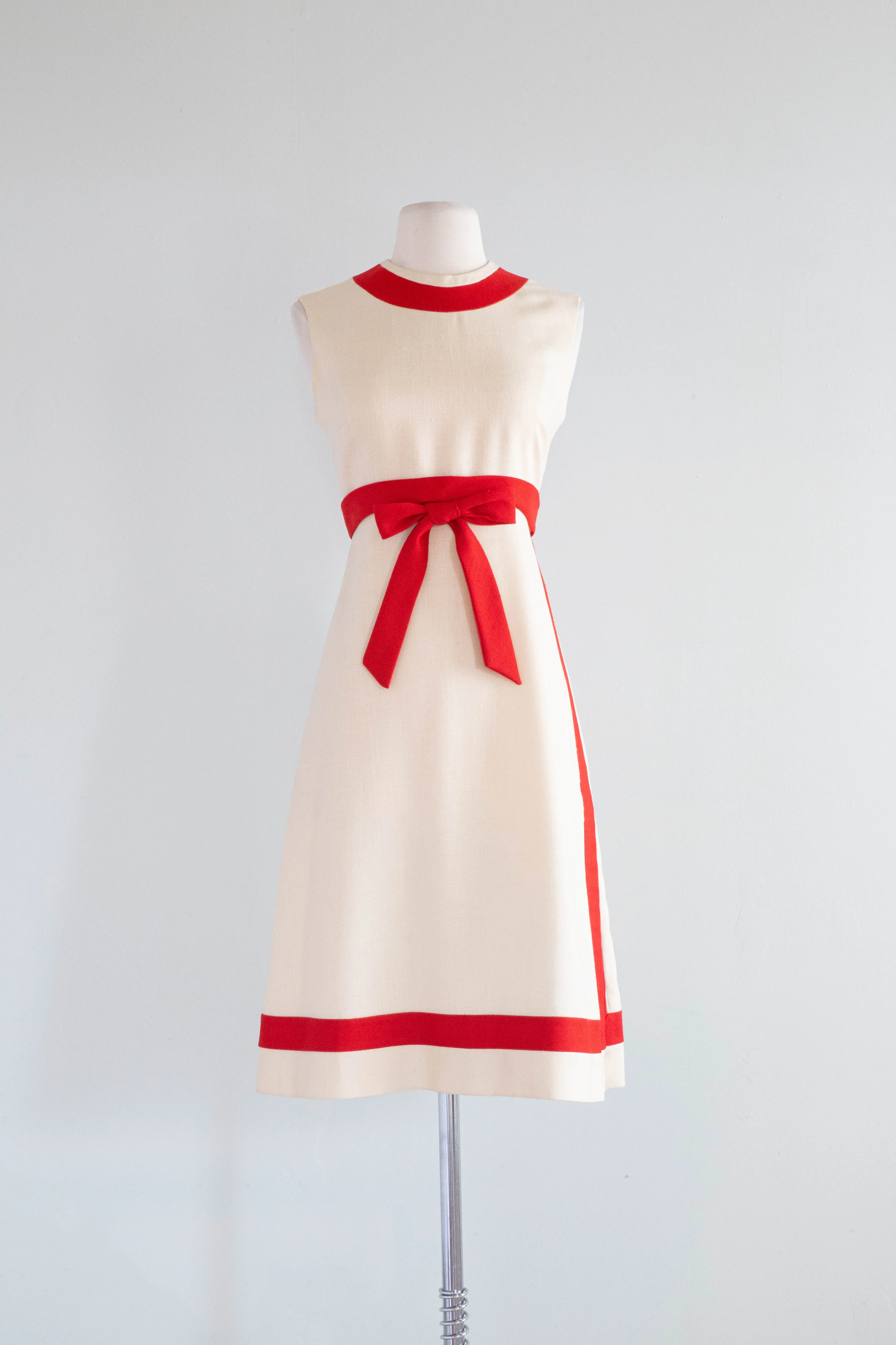 Darling 1960's Anne Fogarty Red and Cream Shift Dress / SM