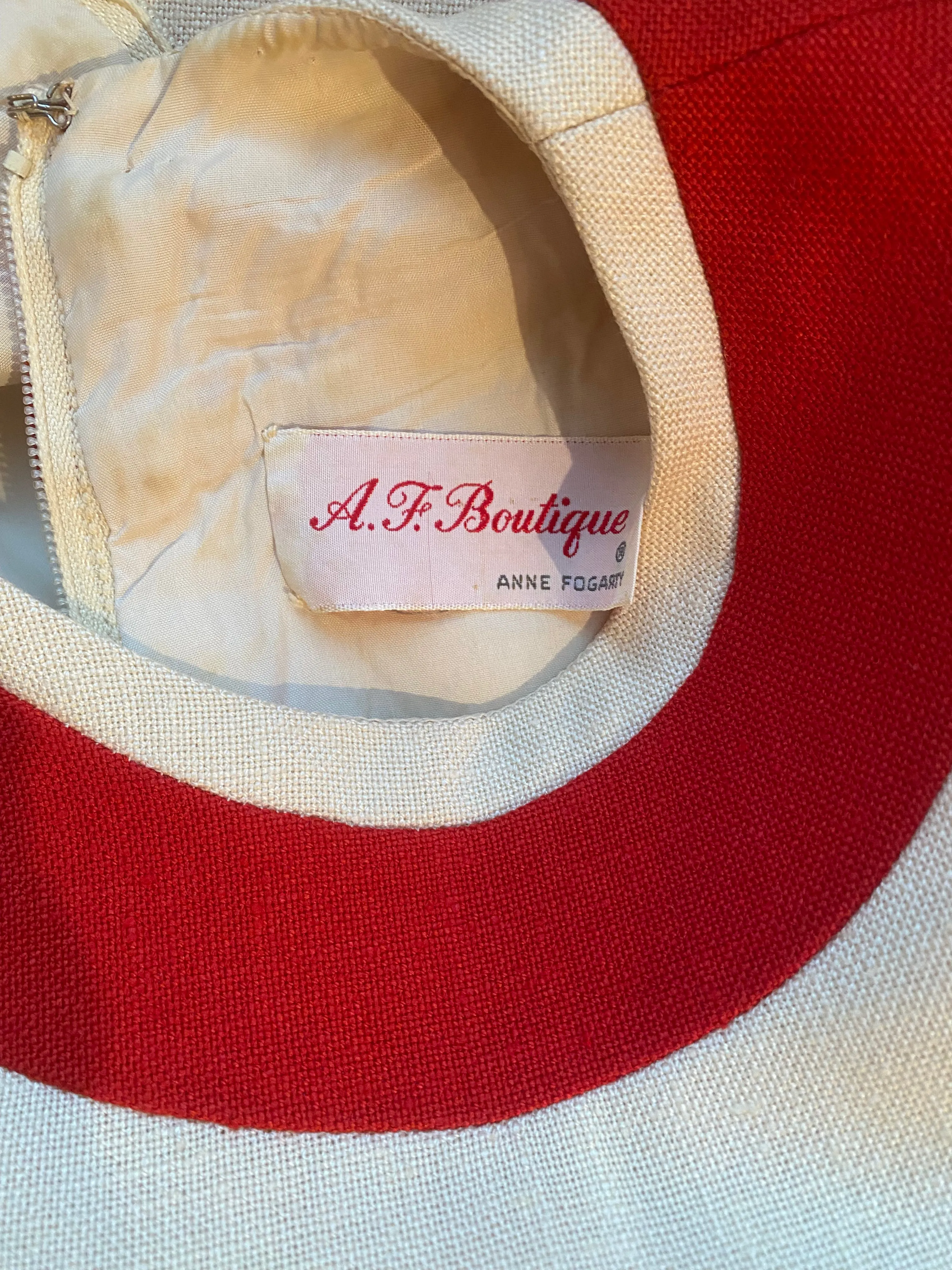 Darling 1960's Anne Fogarty Red and Cream Shift Dress / SM