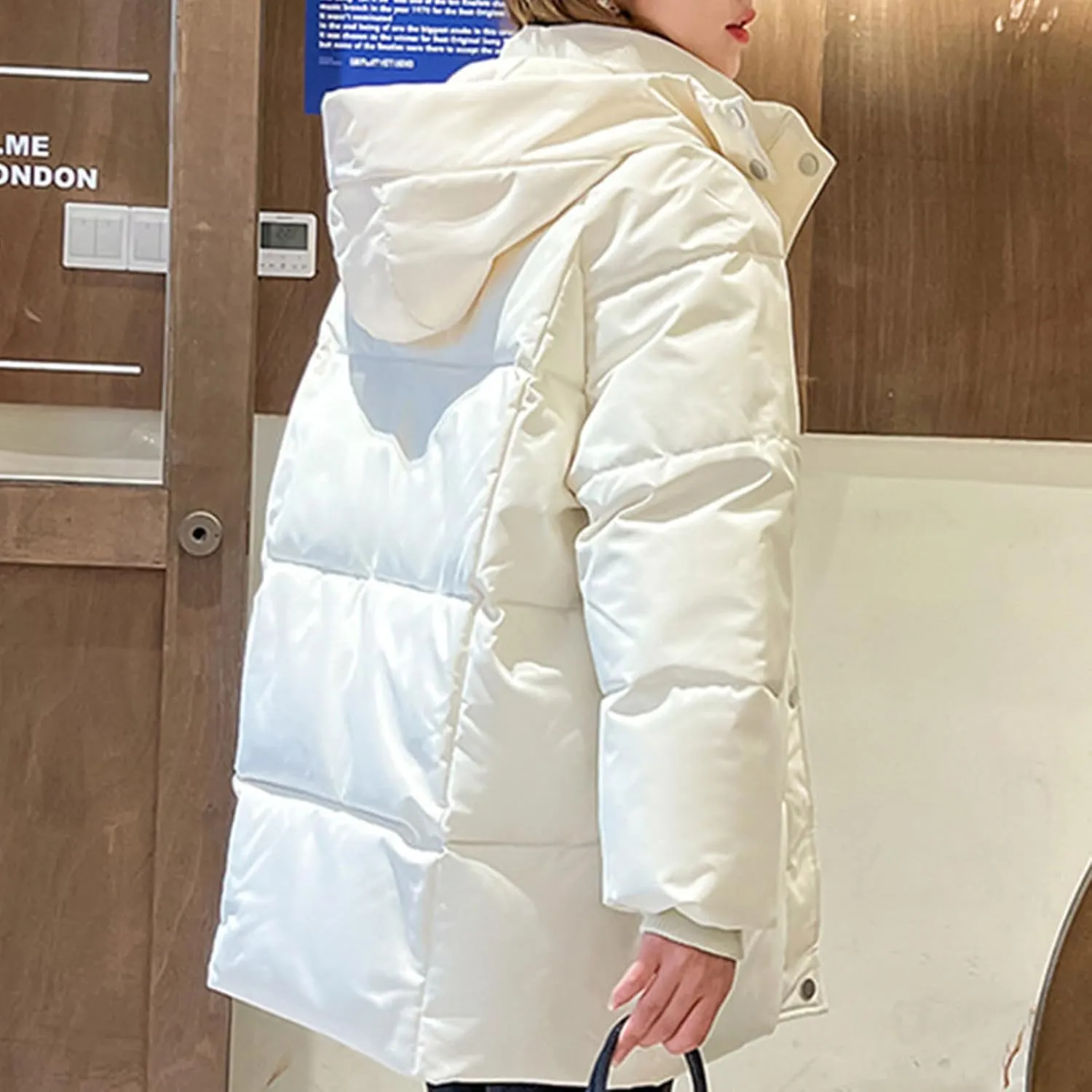 Down Jacket for Women Winter Warm Thickened Cotton Coats Long Sleeve Zip Pockets Quilted Puffer Coat Outerwear with Hood