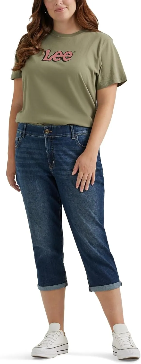 Lee Women's Plus Size Flex Motion Regular Fit 5 Pocket Capri Jean