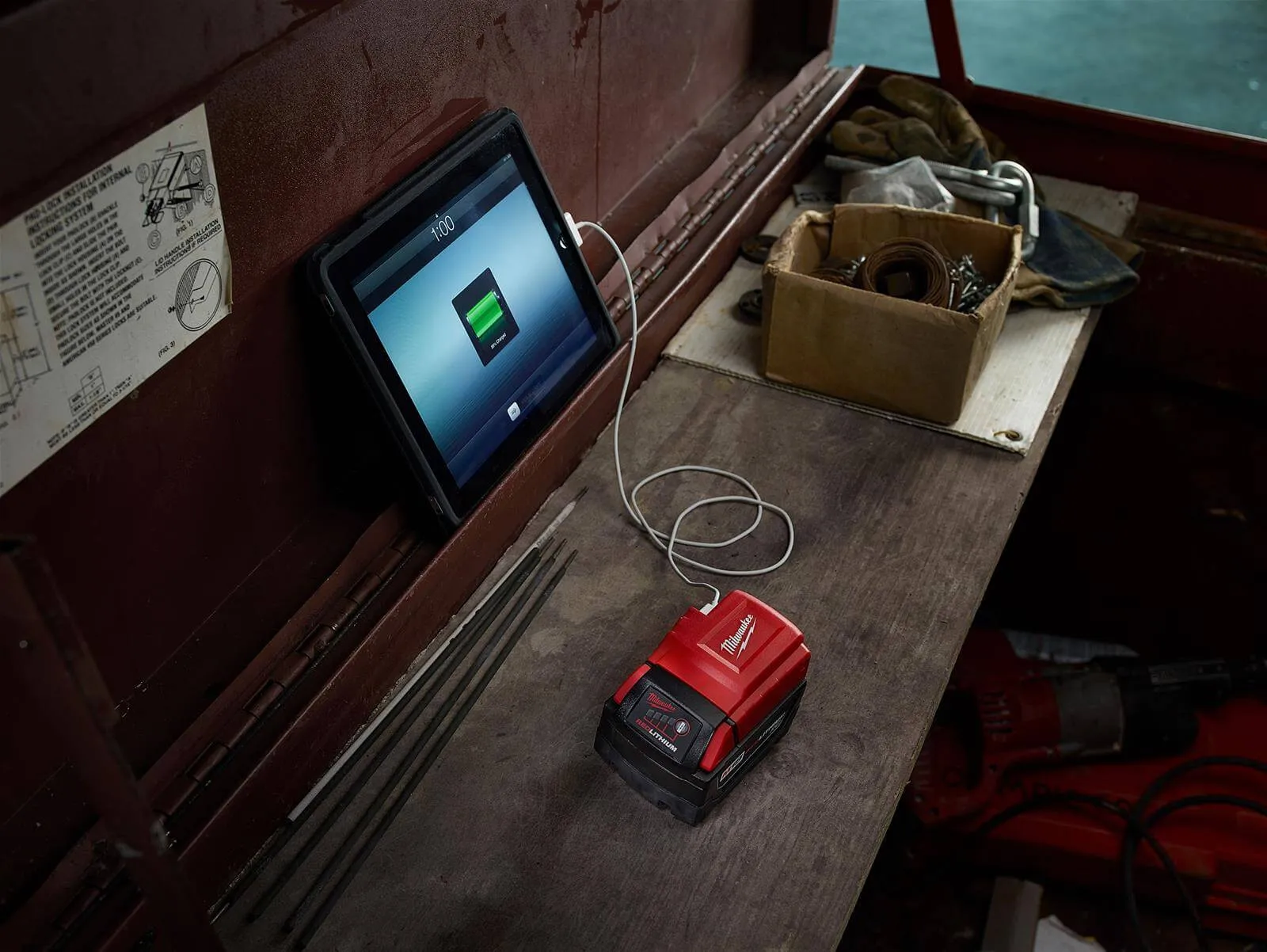 Milwaukee 49-24-2371 M18™ Power Source