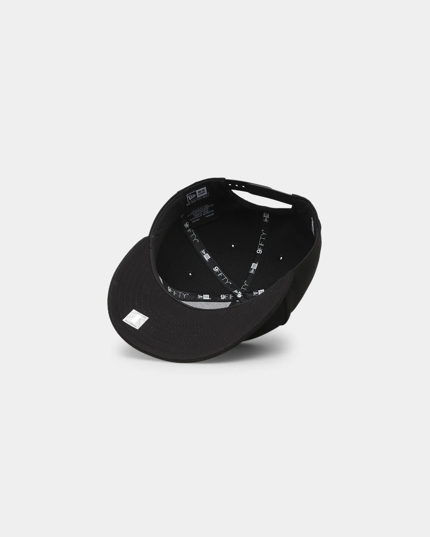 New Era Chicago Bulls 9FIFTY High Crown Precurved Snapback Black/Black
