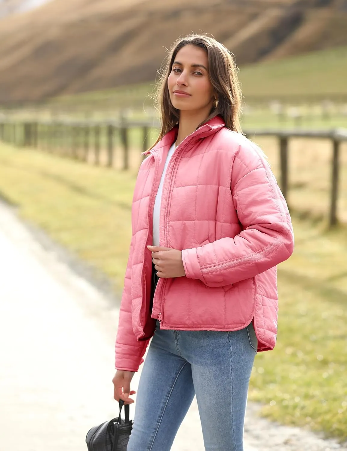 Omoone Women's Quilted Puffer Jacket Zip Up Oversized Lightweight Padded Down Coat Outerwear